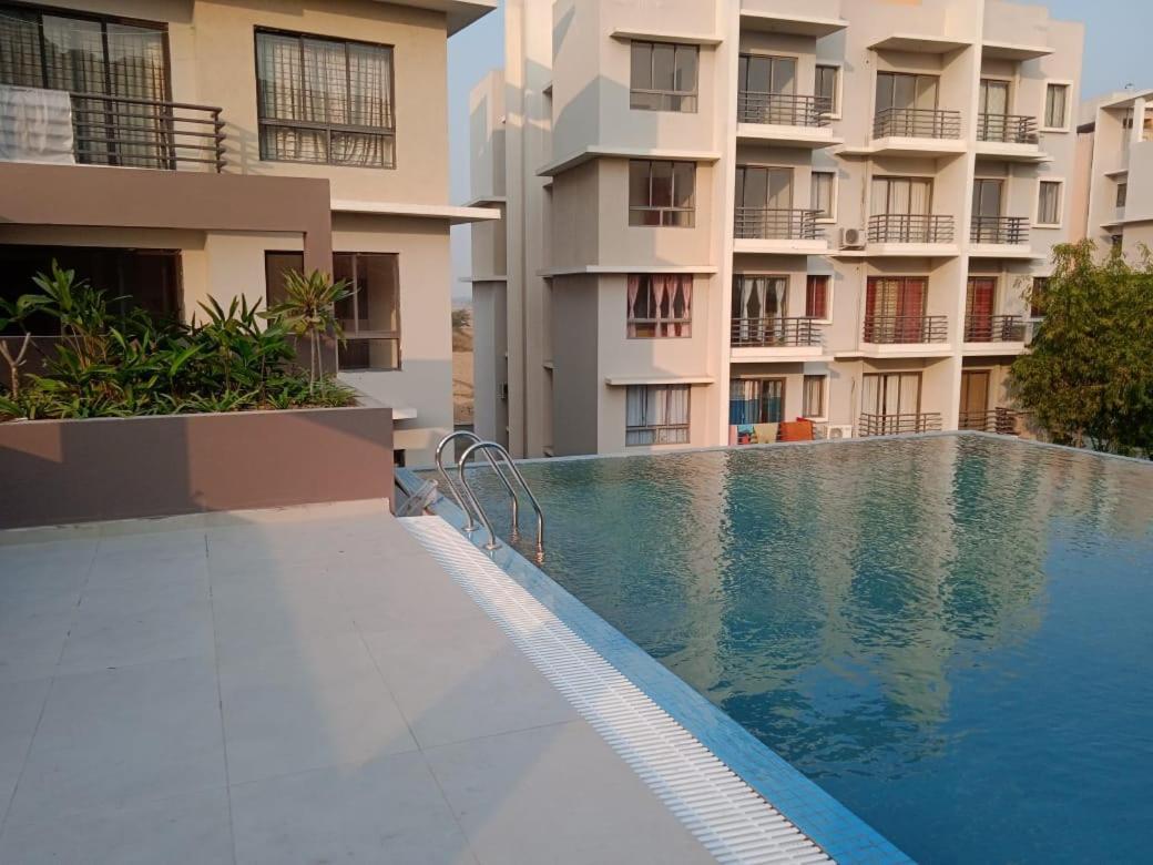 The Pearl Club Resort Shānti Niketan Exterior foto