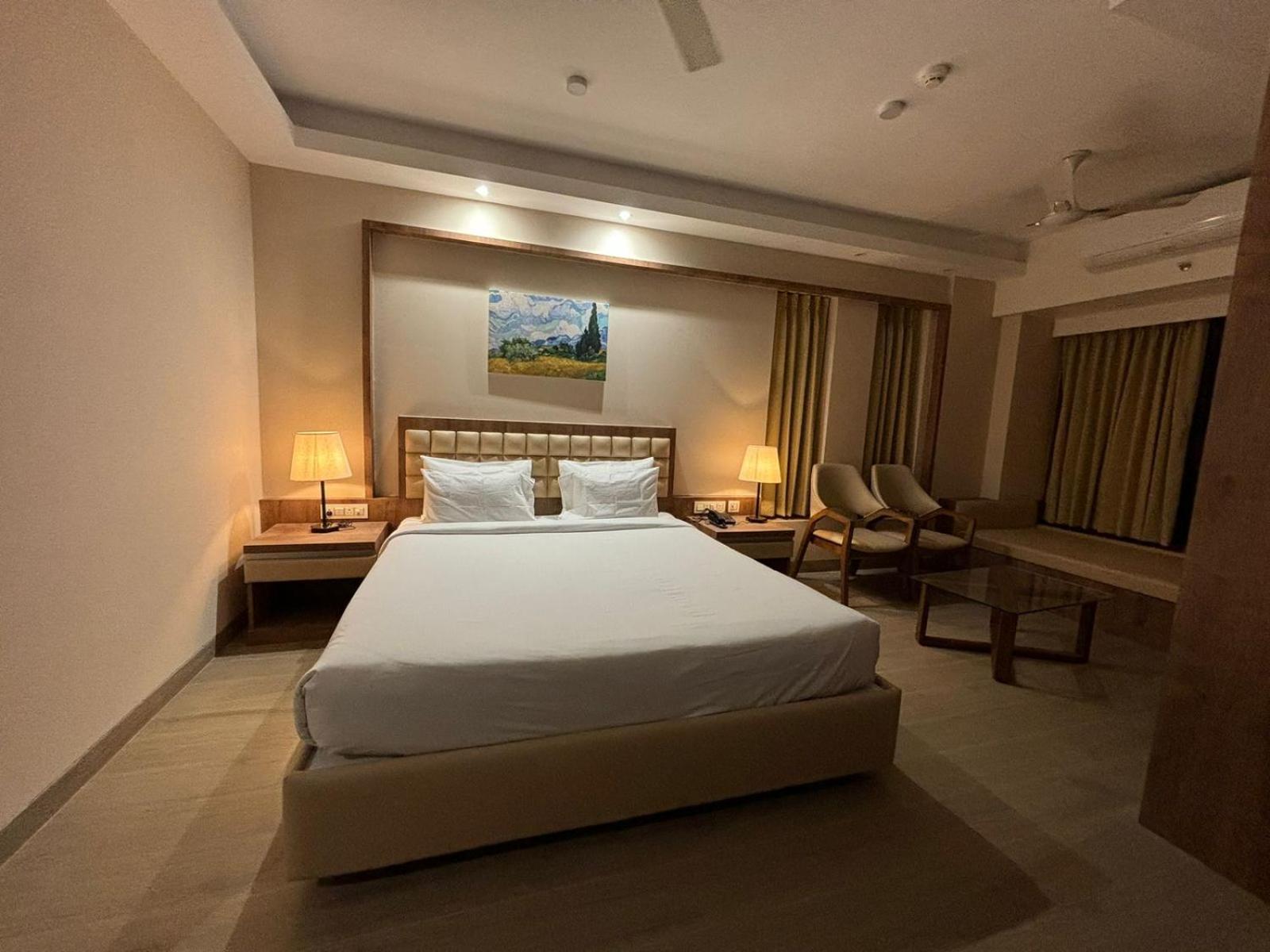 The Pearl Club Resort Shānti Niketan Exterior foto