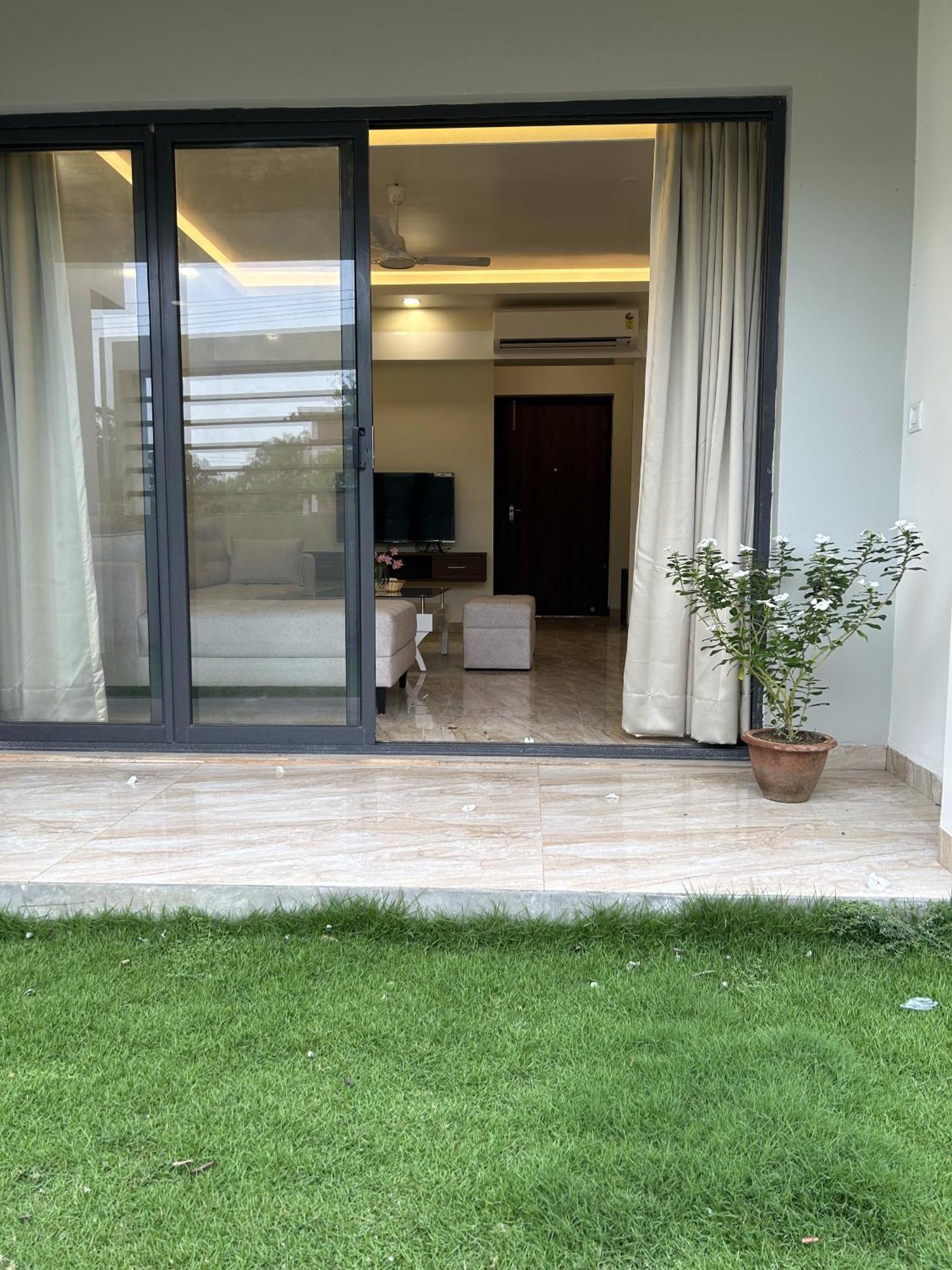 The Pearl Club Resort Shānti Niketan Exterior foto